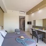 Cathrin 4* فاليراكي