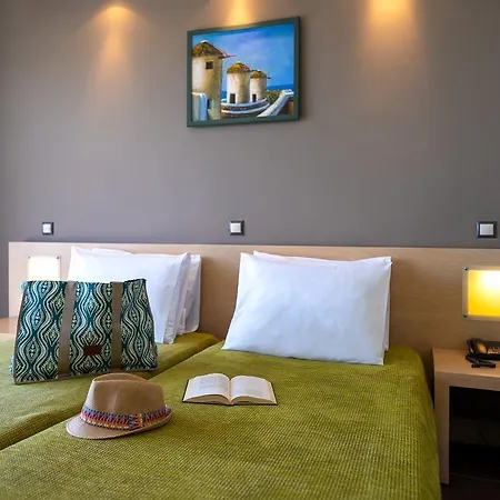 Cathrin Resort 4*