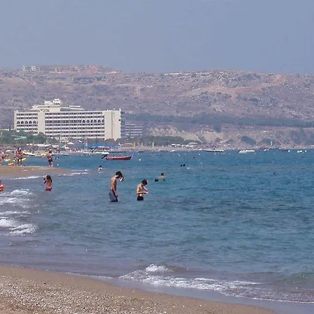 Cathrin Resort 4*