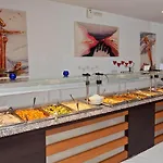 Cathrin Üdülőközpont 4*
