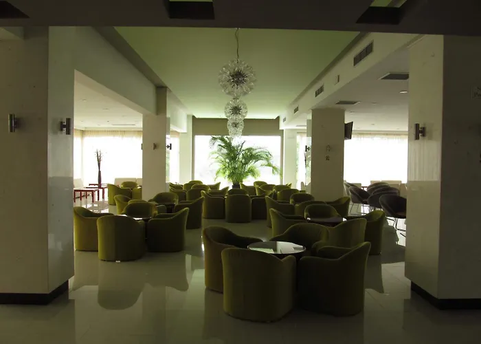 منتجع Cathrin 4*